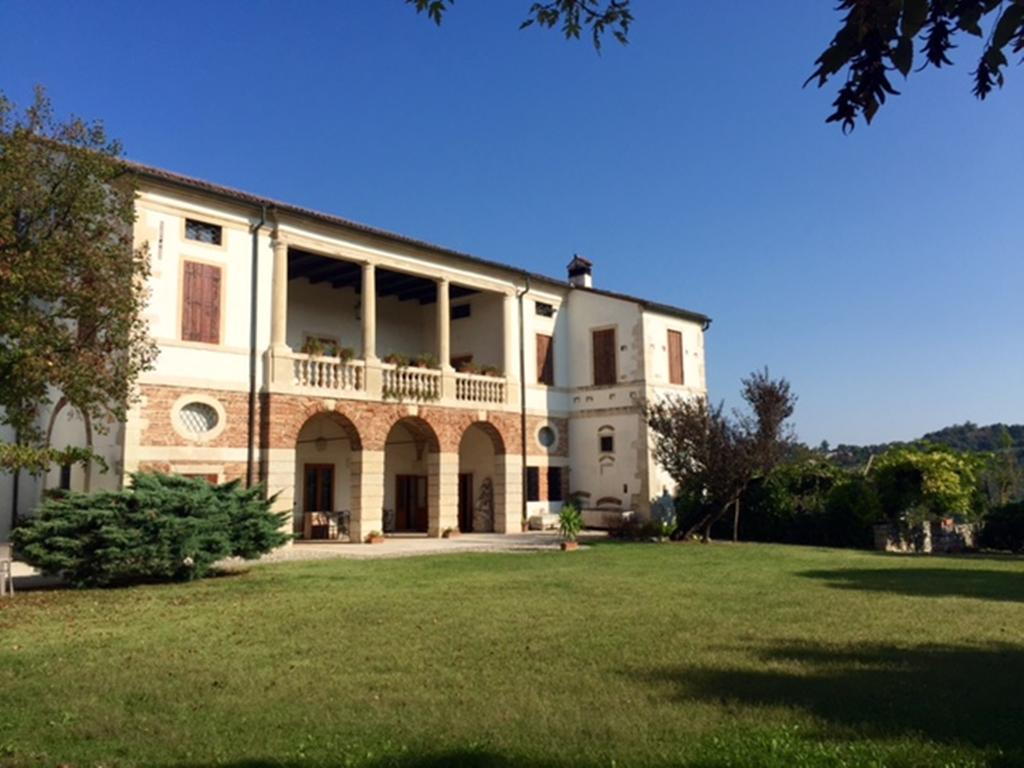 Relais Villa Gozzi B&B Arcugnano Exterior photo